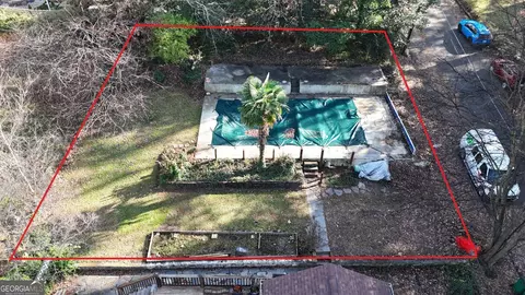 495 Pensdale Rd, Decatur, GA 30030