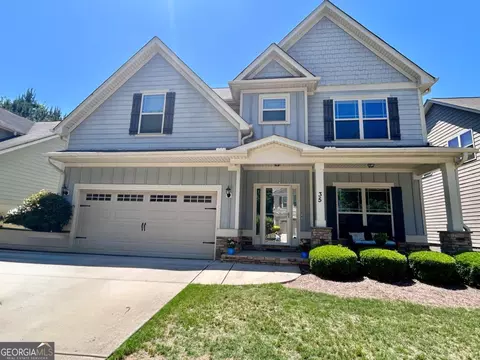 35 Seabiscuit Ct, Newnan, GA 30263