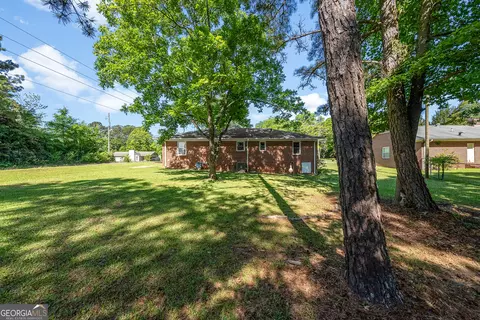 Exterior - 202 N Barnard Ave, Lagrange, GA 30241 photo 7 of 9