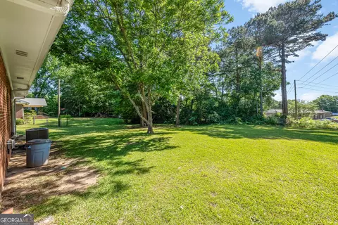 Exterior - 202 N Barnard Ave, Lagrange, GA 30241 photo 4 of 9
