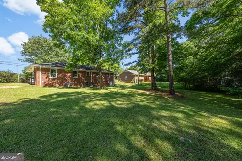 Exterior - 202 N Barnard Ave, Lagrange, GA 30241 photo 6 of 9
