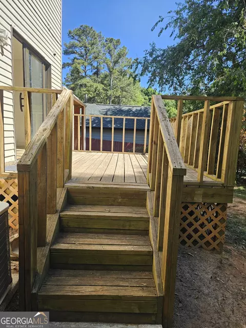 Exterior - 6642 Doublegate Ln, Rex, GA 30273 photo 7 of 12