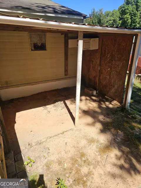 Exterior - 6642 Doublegate Ln, Rex, GA 30273 photo 12 of 12