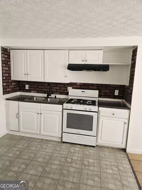 Kitchen - 6642 Doublegate Ln, Rex, GA 30273 photo 1 of 3