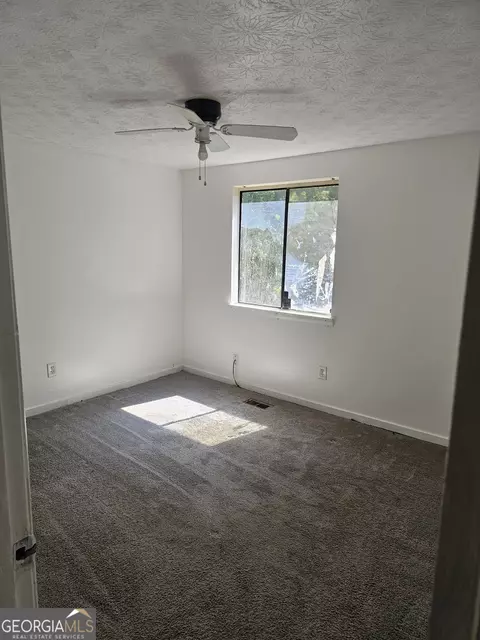 Bedroom - 6642 Doublegate Ln, Rex, GA 30273 photo 5 of 8