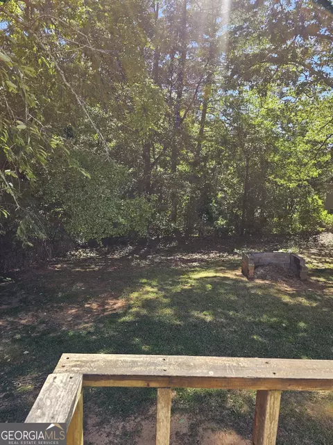 Exterior - 6642 Doublegate Ln, Rex, GA 30273 photo 10 of 12