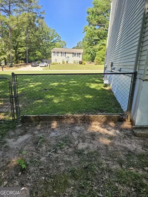 Exterior - 6642 Doublegate Ln, Rex, GA 30273 photo 5 of 12
