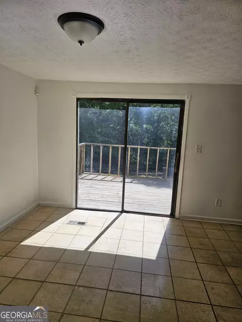 Living - 6642 Doublegate Ln, Rex, GA 30273 photo 2 of 2