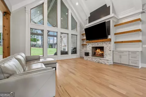 Living - 852 Tom Miller Rd, Bethlehem, GA 30620 photo 6 of 8