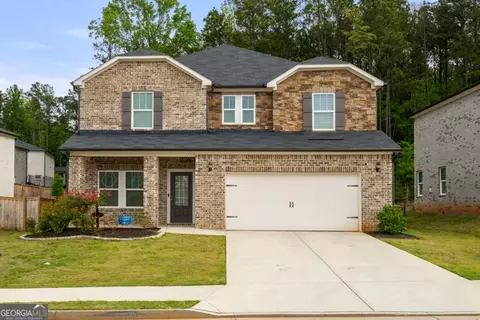 7767 Richmond Trl, Fairburn, GA 30213
