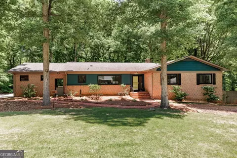 145 Pendleton Dr, Athens, GA 30606