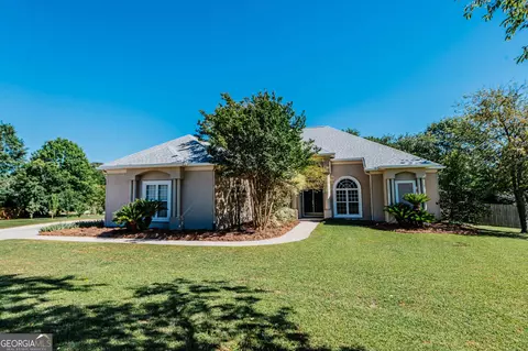 204 Clayton Ct, Warner Robins, GA 31088