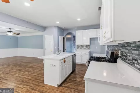 Kitchen - 117 Rendition Dr, Mcdonough, GA 30253 photo 2 of 3