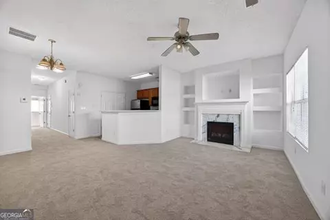 4542 Parkview Sq, Atlanta, GA 30349