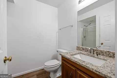 Bath - 7249 E Wynfield Loop, Midland, GA 31820 photo 5 of 5
