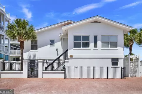 4 13th Ln, Tybee Island, GA 31328