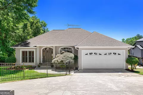 166 Knox Cir, Lavonia, GA 30553
