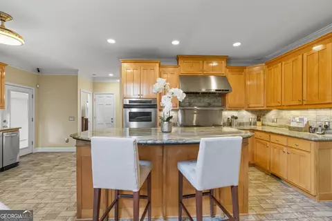 Kitchen - 1091 Echota Rd, Clarkesville, GA 30523 photo 1 of 4