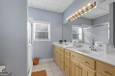 Bath - 1091 Echota Rd, Clarkesville, GA 30523 photo 8 of 8