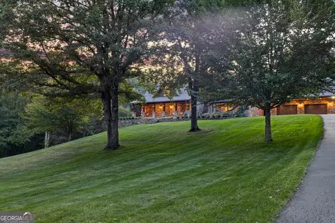 Exterior - 1091 Echota Rd, Clarkesville, GA 30523 photo 11 of 33