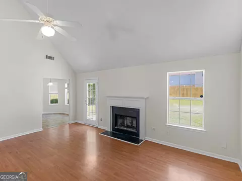Living - 992 Brisley Cir, Hampton, GA 30228 photo 3 of 4