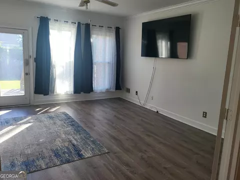 Living - 2703 Boars Head Rd, Augusta, GA 30907 photo 5 of 7