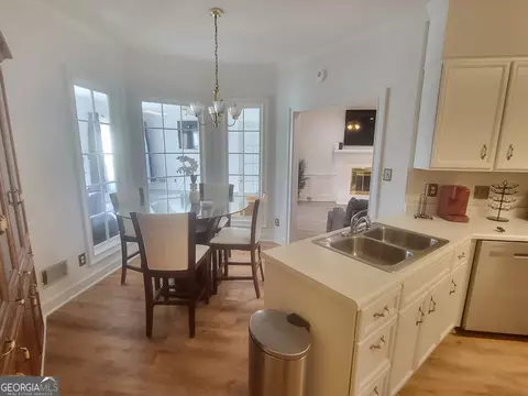 Kitchen - 2703 Boars Head Rd, Augusta, GA 30907 photo 5 of 6