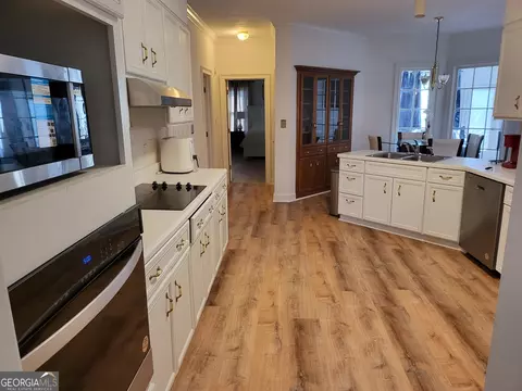 Kitchen - 2703 Boars Head Rd, Augusta, GA 30907 photo 4 of 6