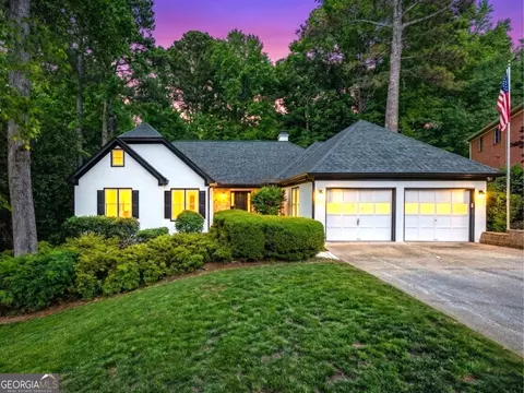 1190 St Ives Ct, Suwanee, GA 30024
