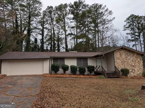 9473 Hidden Hollow Trl, Jonesboro, GA 30236