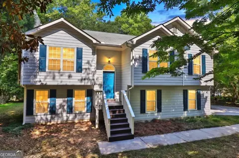 353 Fall View Ct, Winder, GA 30680