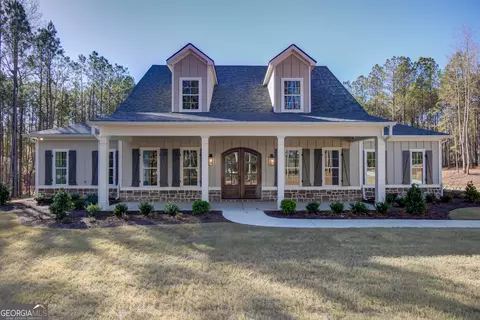 250 Bob Smith Rd, Sharpsburg, GA 30277