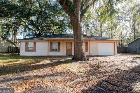 107 Summerfield Dr, Kingsland, GA 31548