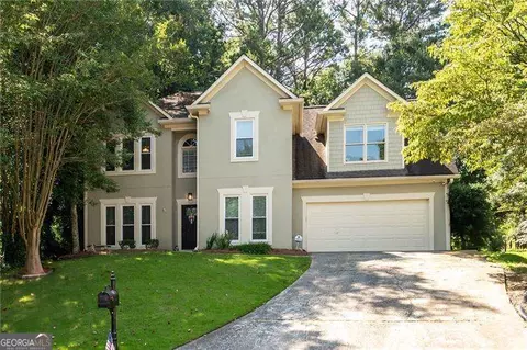 502 Huntgate Rd, Woodstock, GA 30189