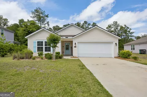203 Chinquapin Dr, Saint Marys, GA 31558