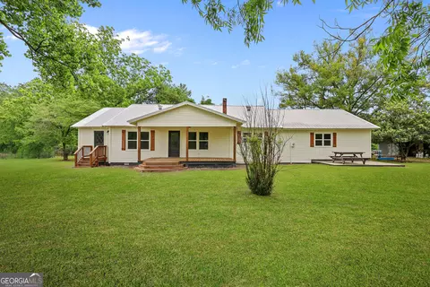 1535 W River Rd, Rhine, GA 31077