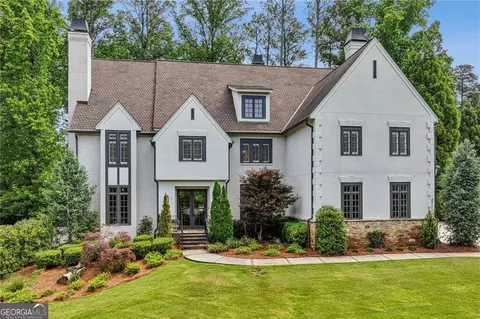 425 Laurel Chase Ct, Sandy Springs, GA 30327