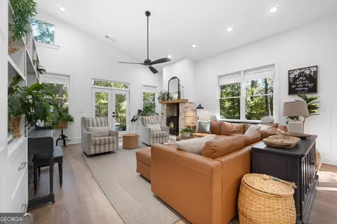 Living - 1777 Stark Rd, Jackson, GA 30233 photo 1 of 1