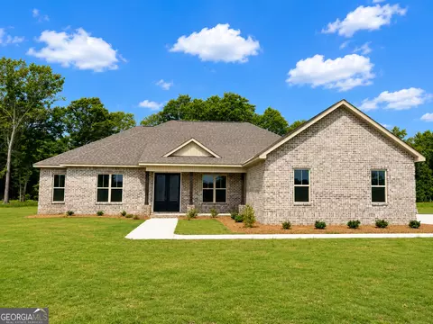 3379 Houser Mill Rd, Byron, GA 31008