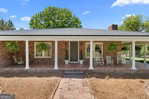 Exterior - 4562 Gip Rd, Millen, GA 30442 photo 2 of 7