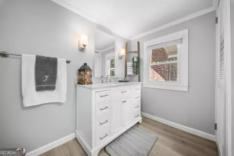 Bath - 4562 Gip Rd, Millen, GA 30442 photo 1 of 4