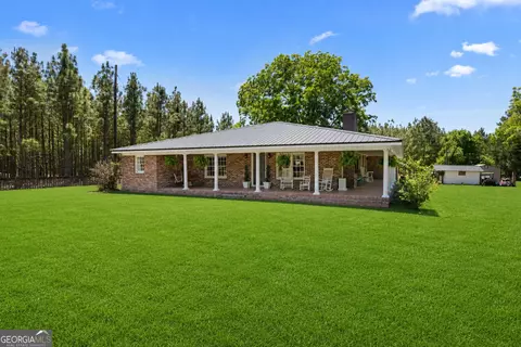 4562 Gip Rd, Millen, GA 30442