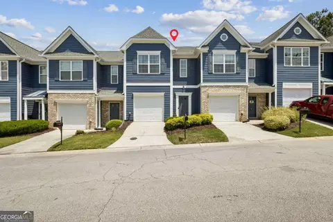 6608 Splashwater Dr, Flowery Branch, GA 30542