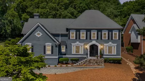 6021 Neely Farm Dr, Peachtree Corners, GA 30092
