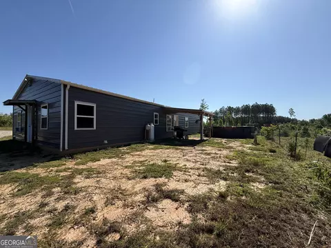 Exterior - 1185 County Road 402, Fruithurst, AL 36262 photo 4 of 11
