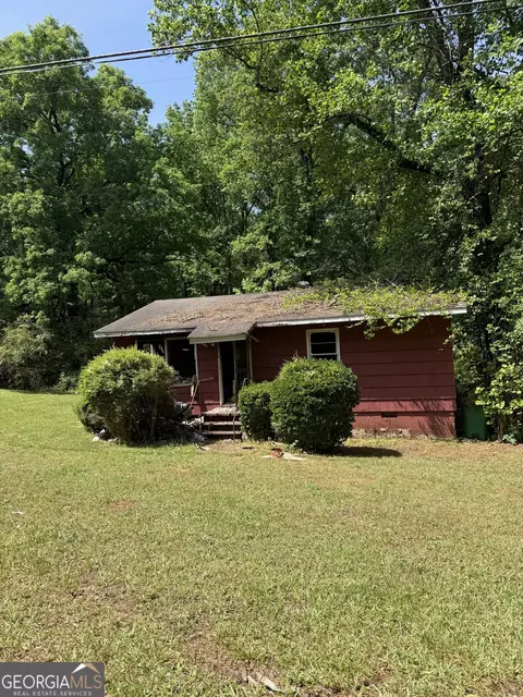 6275 Shadow Rock Dr, Lithonia, GA 30058