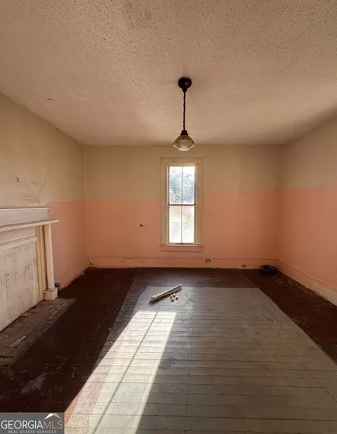 Bedroom - 460 Mask Rd, Brooks, GA 30205 photo 1 of 2