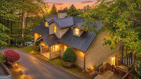 329 Blackberry Falls Ln, Ellijay, GA 30536