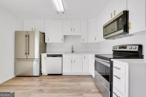 Kitchen - 1187 Dixie Rd, Covington, GA 30014 photo 1 of 3