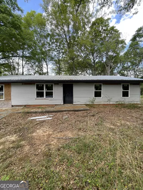 1040 Chapel Cir, Greensboro, GA 30642